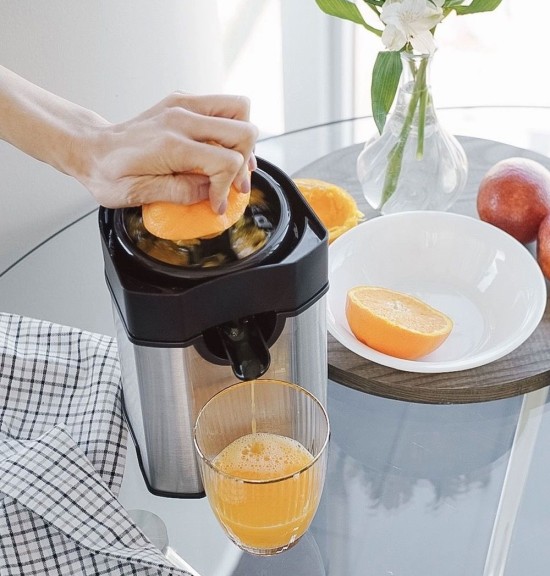 Electric Press Citrus Juicer Stainless, Grey and Black